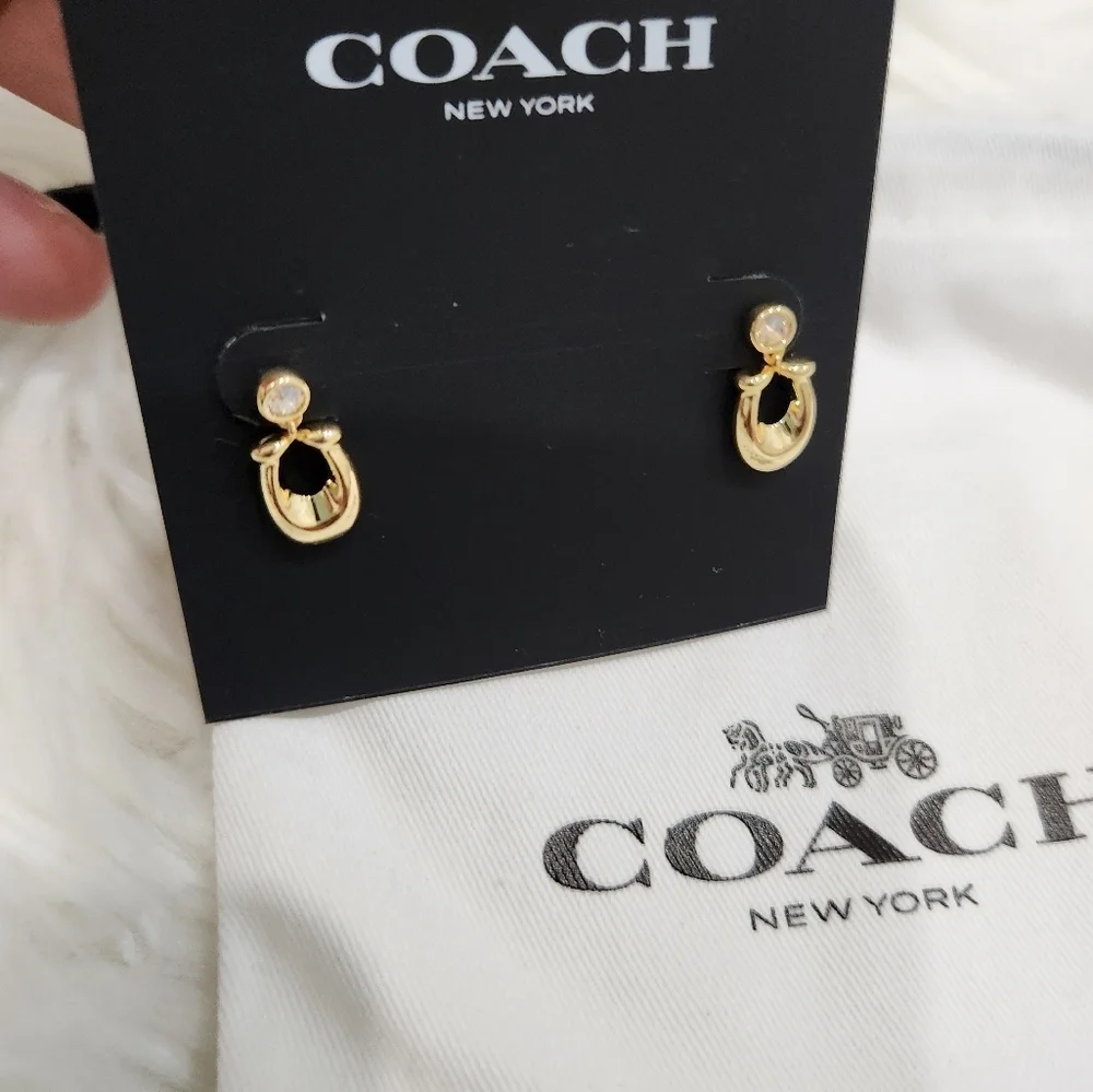 💛🔹️COACH🔹️ crystal & signature C logo earrings - Picture 4 of 6